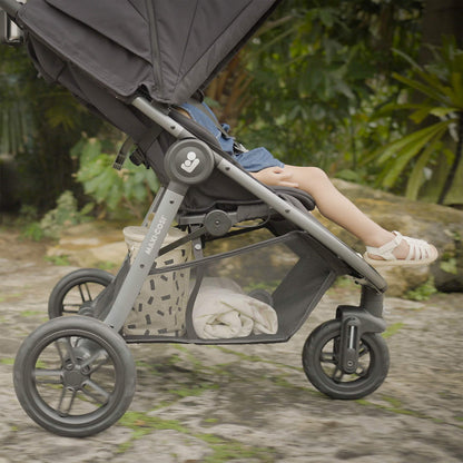Maxi-Cosi Gia XP Luxe Midnight Black 3-Wheel Stroller & Mico Luxe Infant Car Seat Travel System
