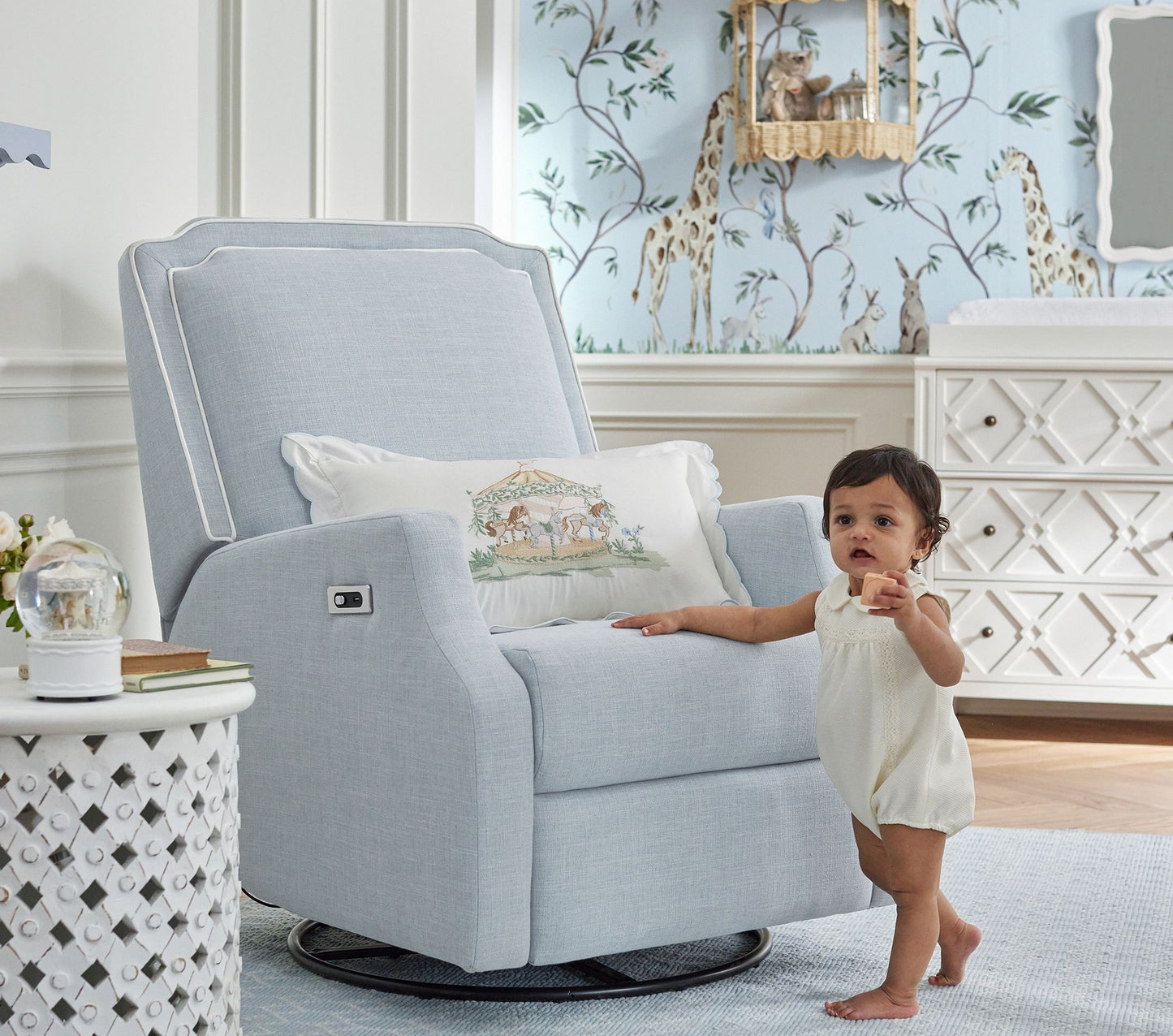 AERIN Fleur Manual & Power Swivel Recliner